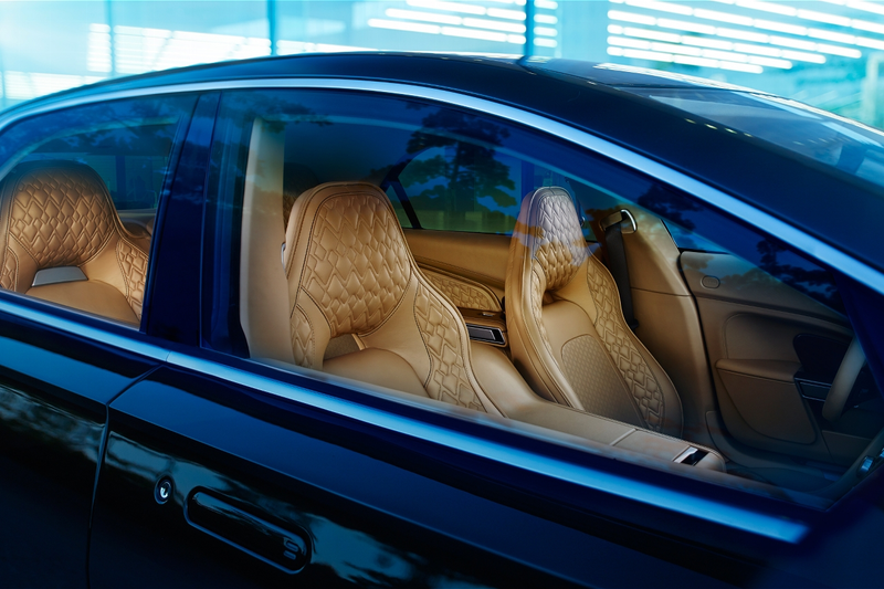 Illustration for article titled The New Aston Martin Lagonda: 550 Horses Of Pure V12 Sedan Sexiness